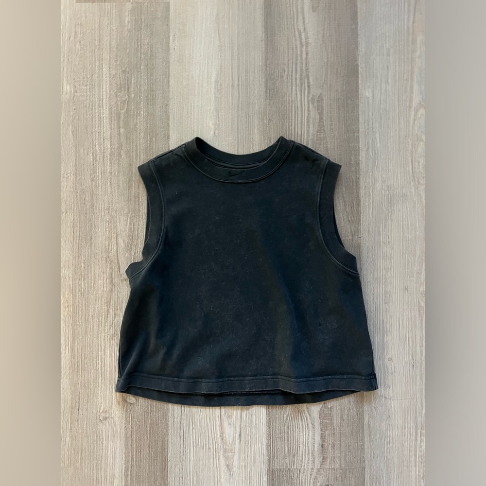 Nike Black Crop